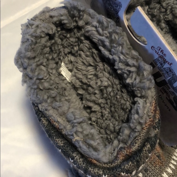 Slippers - Picture 4 of 6